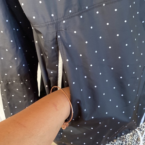 Columbia light weight windbreaker - Picture 4 of 9